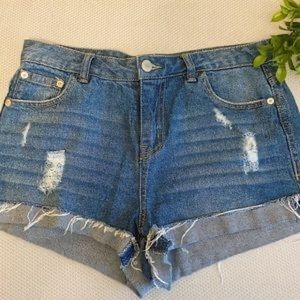 LOVE TREE premium denim ripped jean shorts